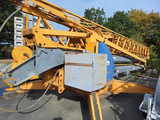 Grue Potain IGO 28 - 2
