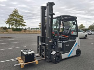 Chariot élévateur électrique UniCarriers TX4-20L - 1