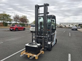 Chariot élévateur électrique UniCarriers TX4-20L - 1