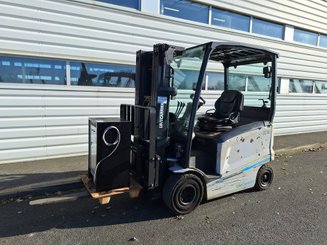 Chariot élévateur électrique UniCarriers MX25 - 1