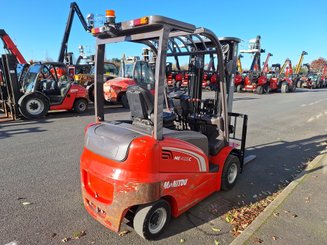 Chariot élévateur électrique Manitou ME 425 - 2