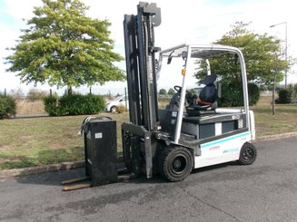 Chariot élévateur électrique UniCarriers QX2-30 - 1