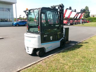 Chariot élévateur électrique UniCarriers QX2-30 - 2