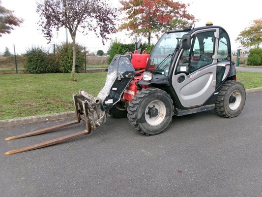 Chariot télescopique bâtiment Manitou MT 420 H - 1