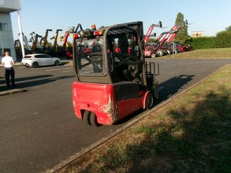 Chariot élévateur électrique Manitou ME 320 - 2