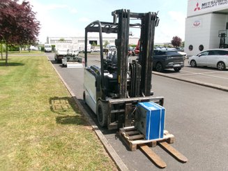 Chariot élévateur électrique UniCarriers MX35L - 3