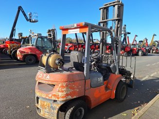 Chariot élévateur gaz Toyota 027FGFJF35 - 2