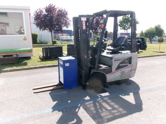 Chariot élévateur électrique Nissan 1N1L18Q - 1