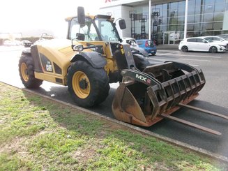 Chariot télescopique agricole Caterpillar TH 357 D - 3