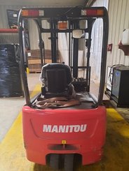 Chariot élévateur électrique Manitou ME 318 - 2