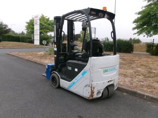 Chariot élévateur électrique UniCarriers TX3-18 - 3