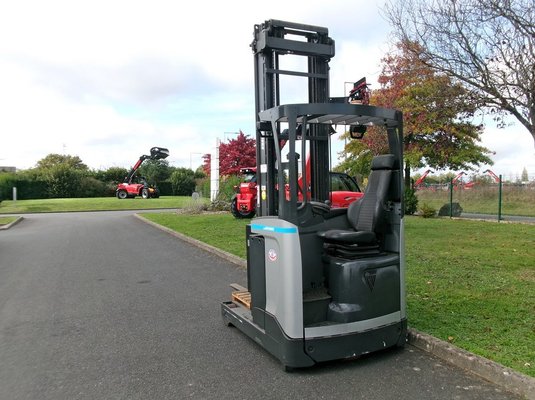 Chariot à mât rétractable UniCarriers RG16M - 1