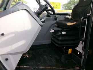 Chariot télescopique agricole Caterpillar TH 357 D - 4