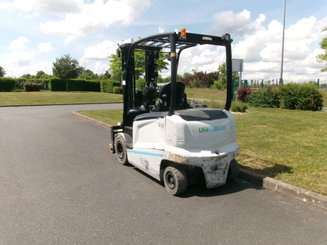 Chariot élévateur électrique UniCarriers MX35L - 1
