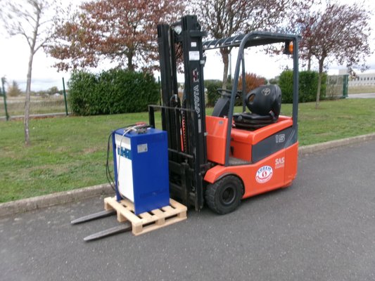 Chariot élévateur électrique Toyota 7FBEST15 - 1